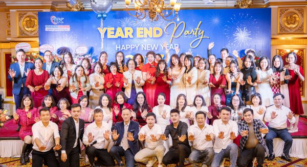 Bùng nổ đêm Year end Party ”Trí Khang Pharma - 10 năm 1 chặng đường”